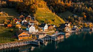 Quarten, Quinten, Lake Walen, autumn colors, morning sun, autumn