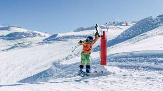 Child skiing on the Funslope on the Pizol