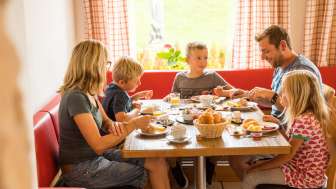 Children, Culinary arts, Hotel