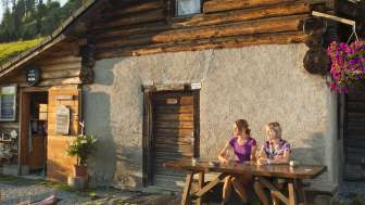 Wine, sun, culinary delights, evening atmosphere